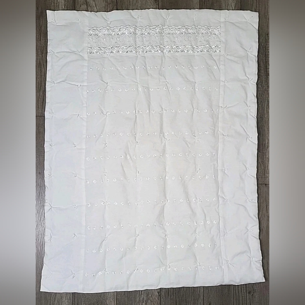 Handmade 42”X32” Baby Blanket Crib Quilt Comforter White Eyelet